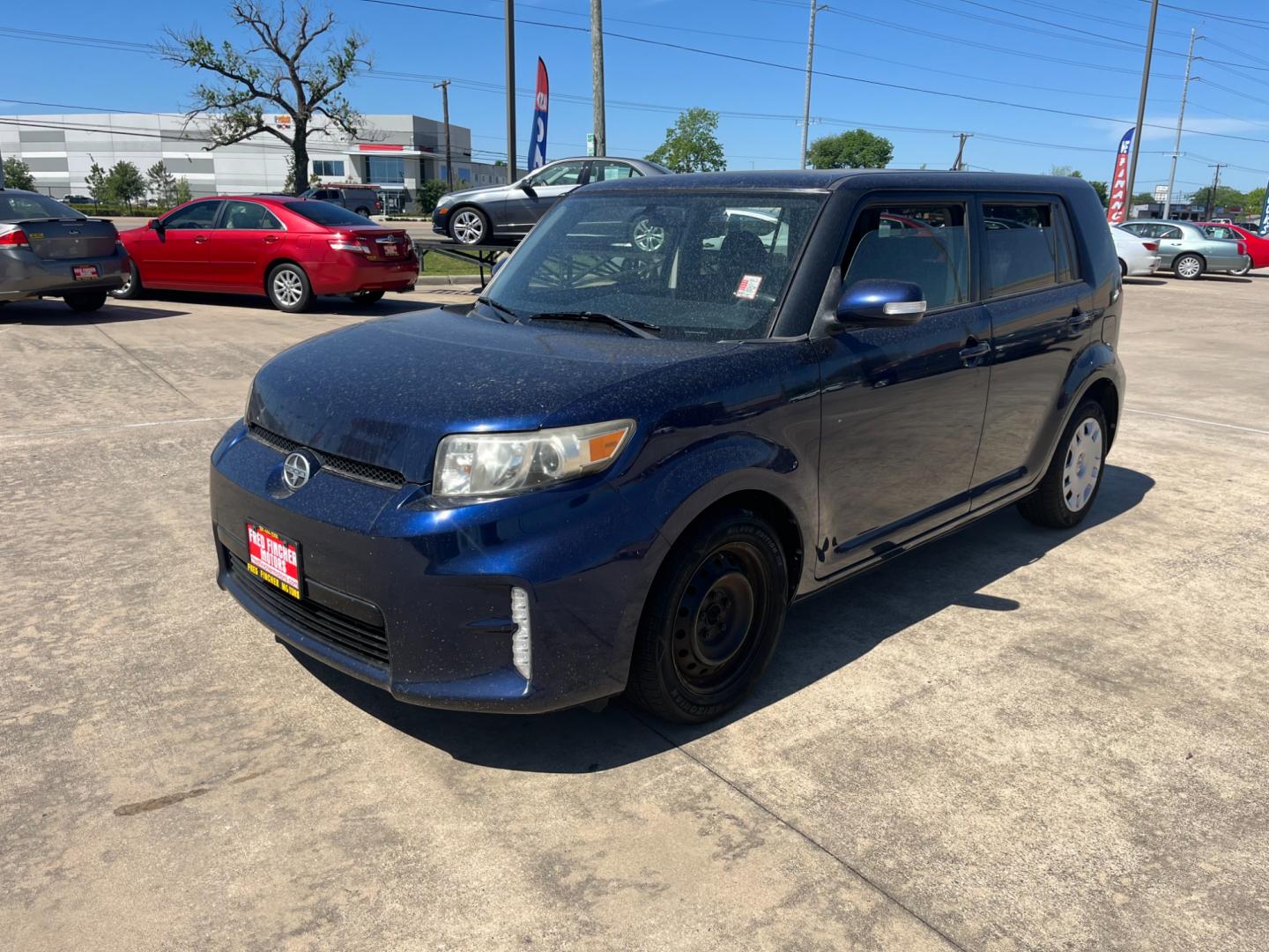 2014 blue /black Scion xB (JTLZE4FE1EJ) , Automatic transmission, located at 14700 Tomball Parkway 249, Houston, TX, 77086, (281) 444-2200, 29.928619, -95.504074 - Photo#2